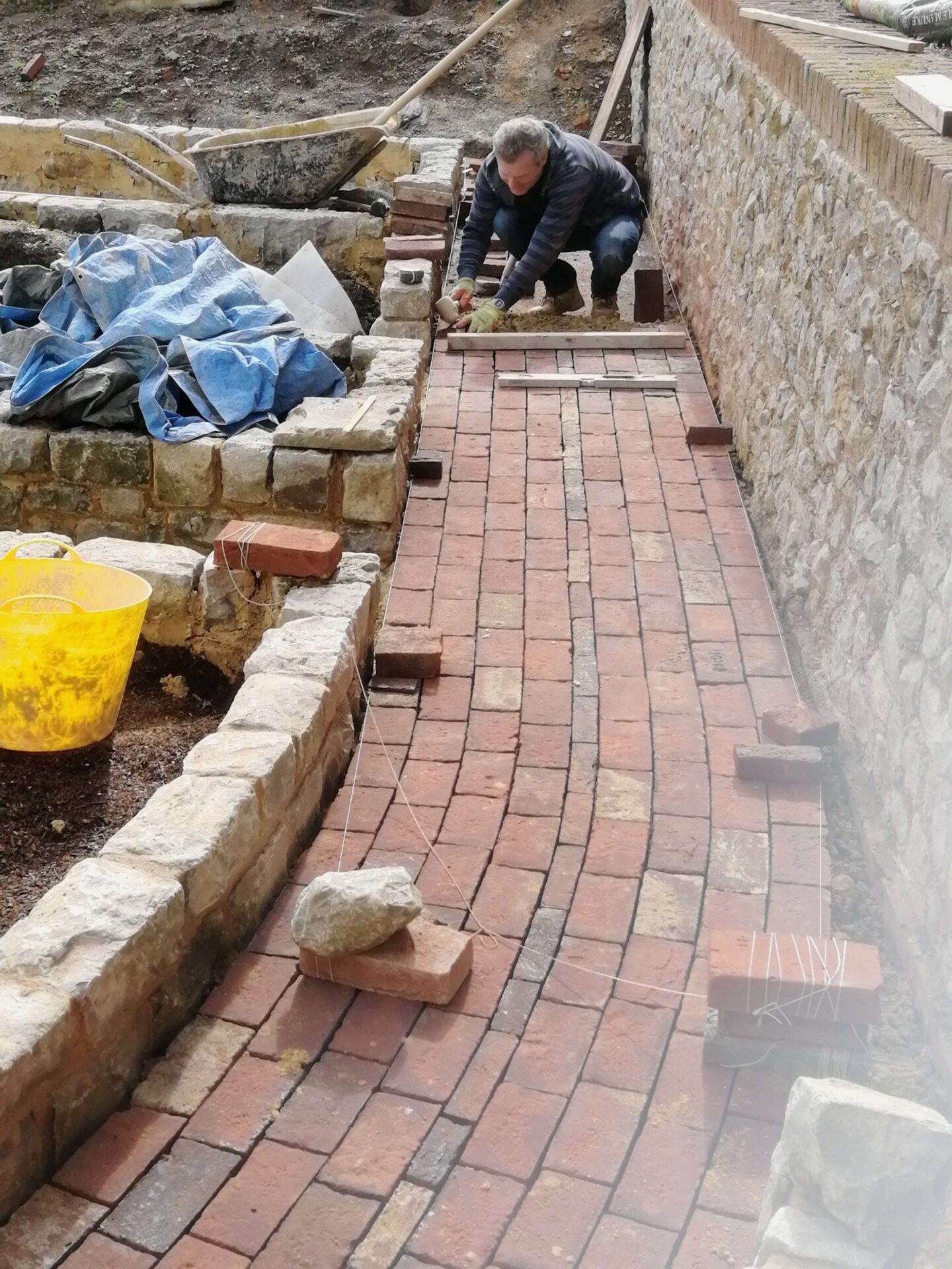 Raised Ragstone Planters Restoration House - Kings Masons
